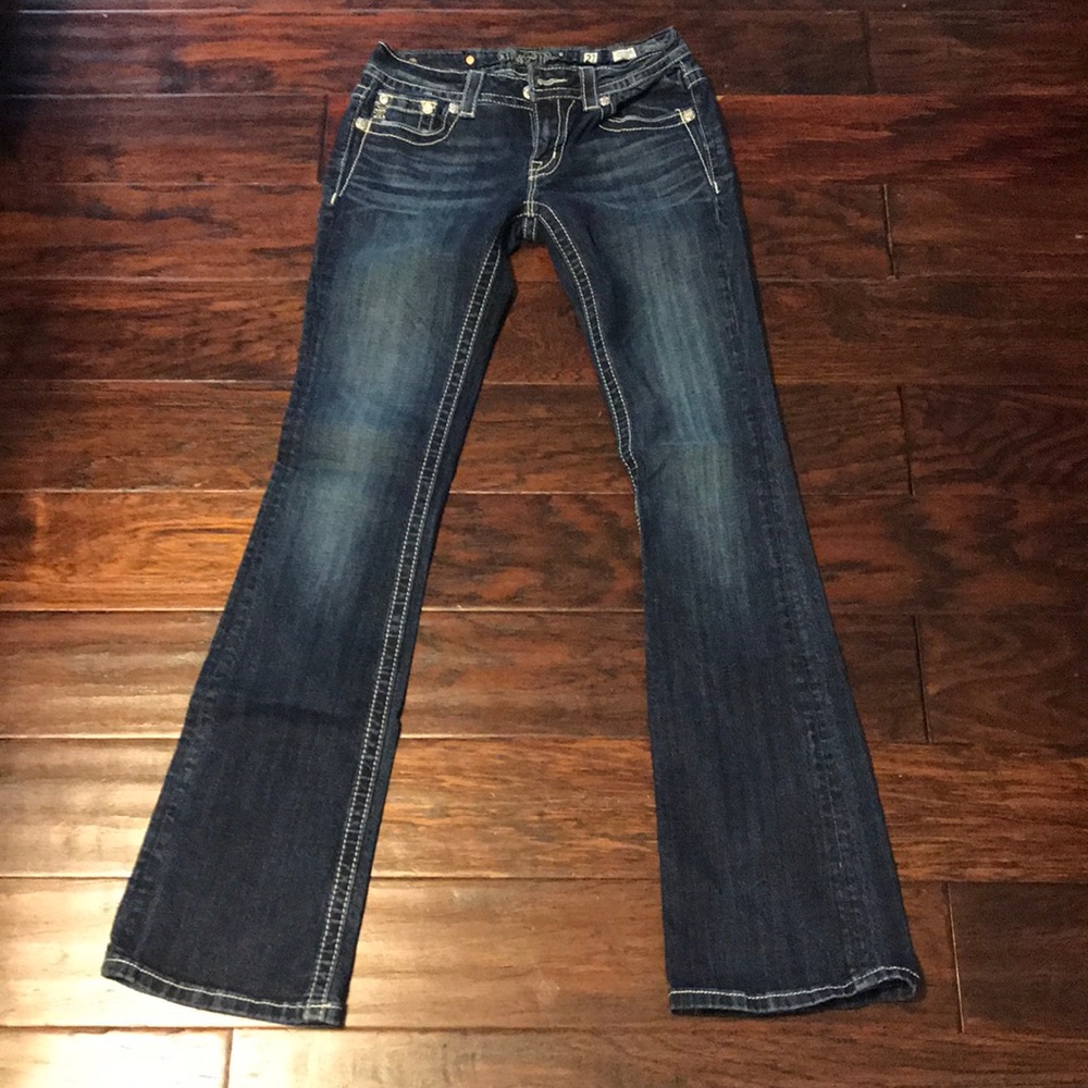 Miss Me Stye JP5769B Size 27 Boot Cut.